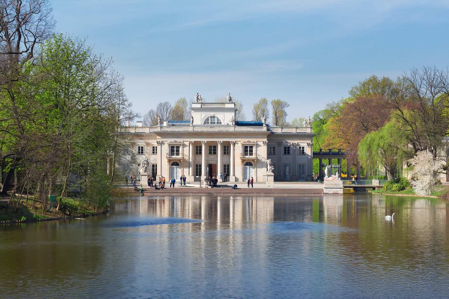 Lazienki-Park-and-Royal-Lazienki-Museum