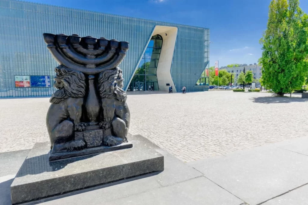 POLIN-Museum-of-the-History-of-Polish-Jews