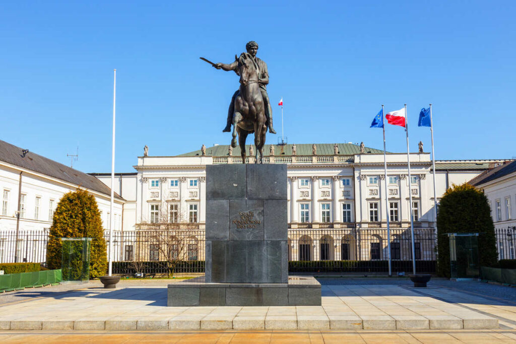 Presidential-Palace-in-Warsaw