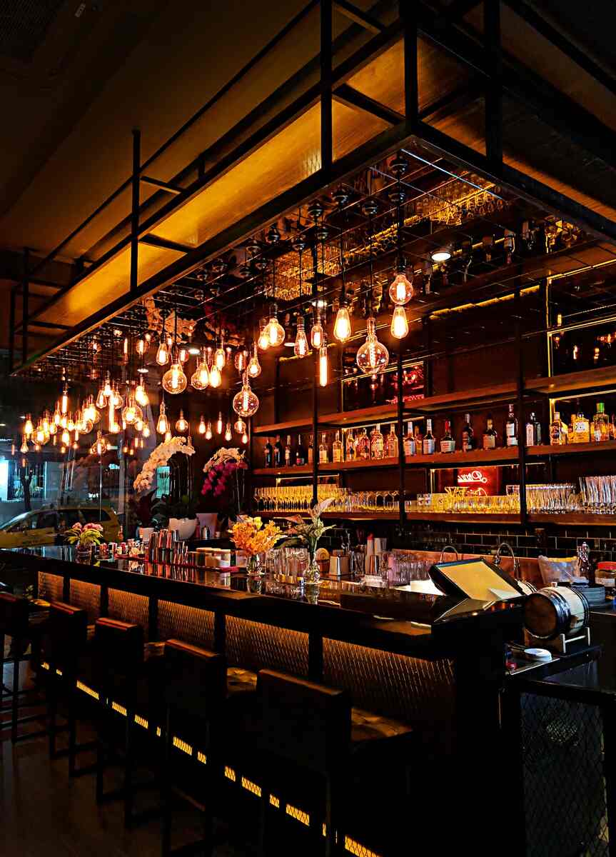 Pub-in-Krakow-old-town