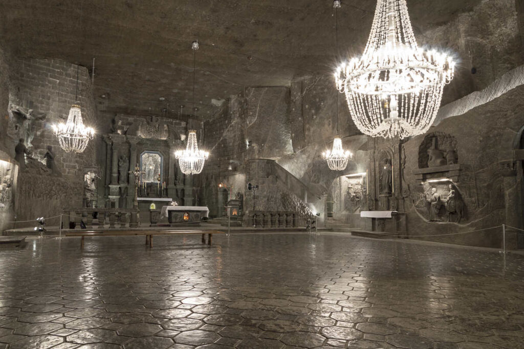 Visit-the-Wieliczka-Salt-Mine