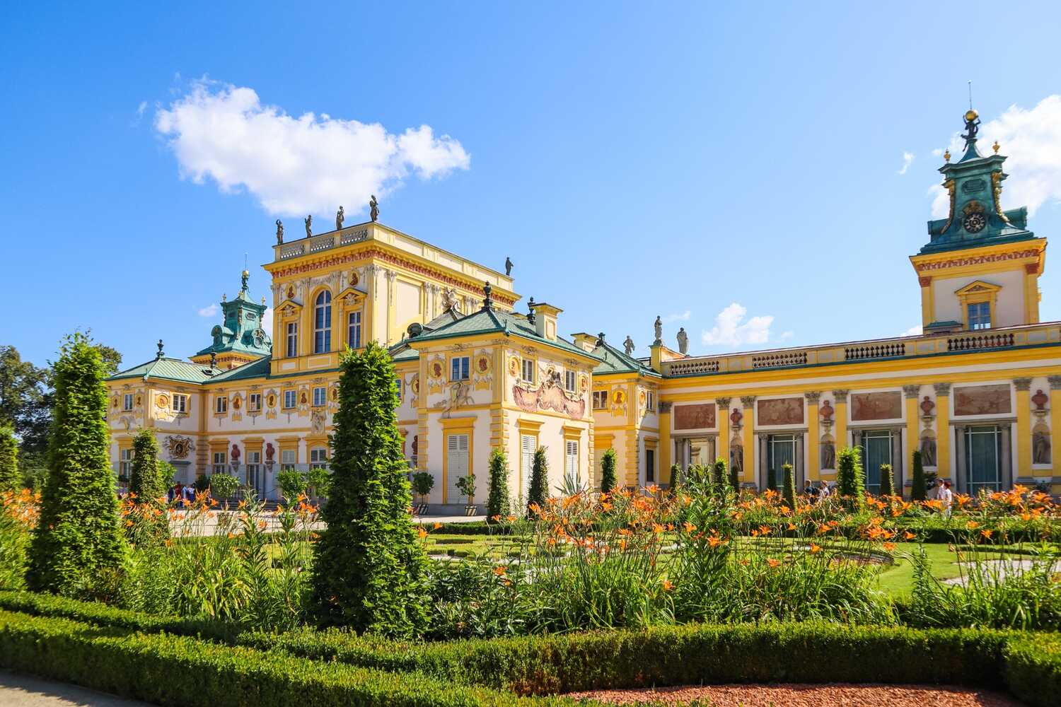 Visit-the-Wilanow-Palace-in-Warsaw